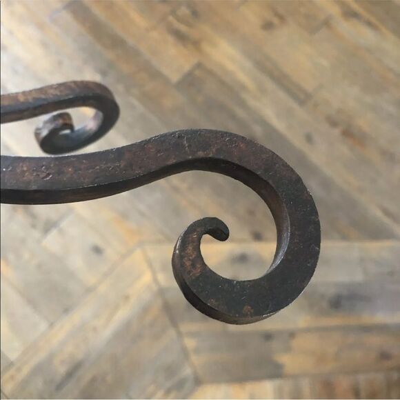 WROUGHT IRON RUST COLOR ARTE DE MEXICO CANDELABRA/CANDLE HOLDER 23” TALL - Picture 6 of 8